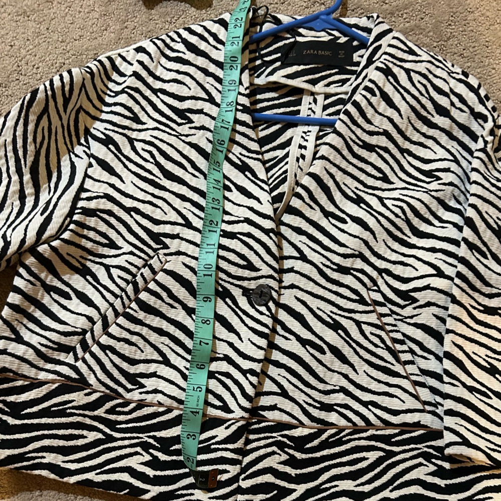 Jacket - Picture 5 of 5